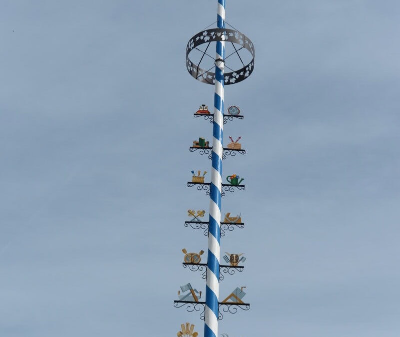 Maibaum-Feierlichkeiten